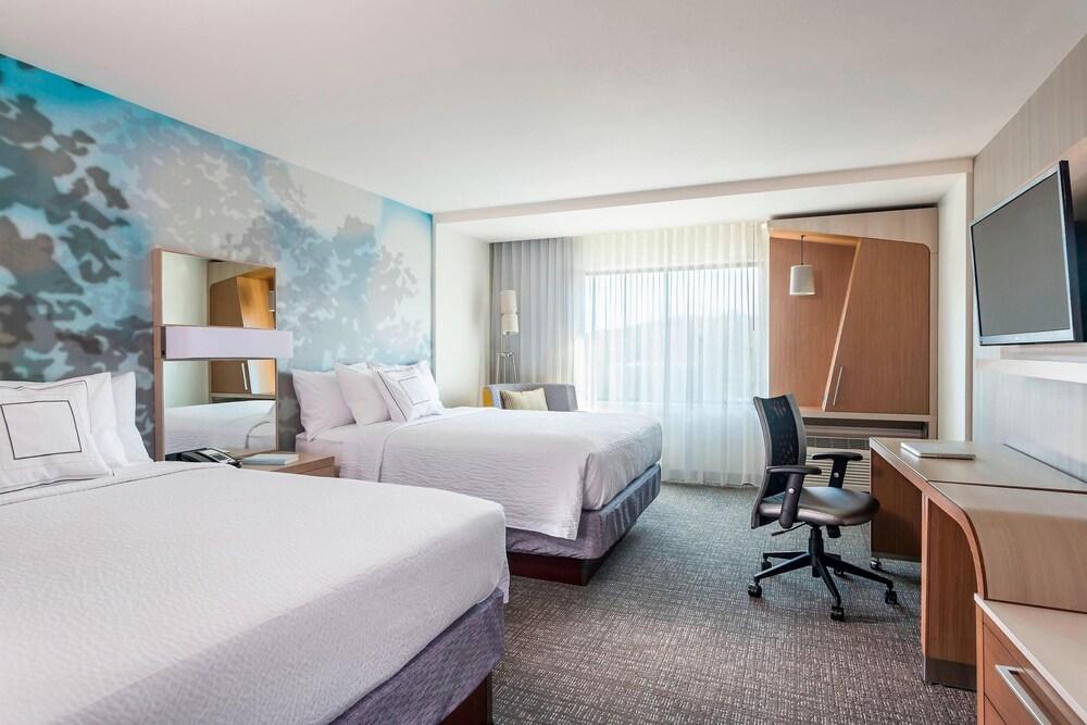 คอร์ตยาร์ด บาย แมริออท วินสตัน-ซาเลม ดาวน์ทาวน์ Hotel ภายนอก รูปภาพ