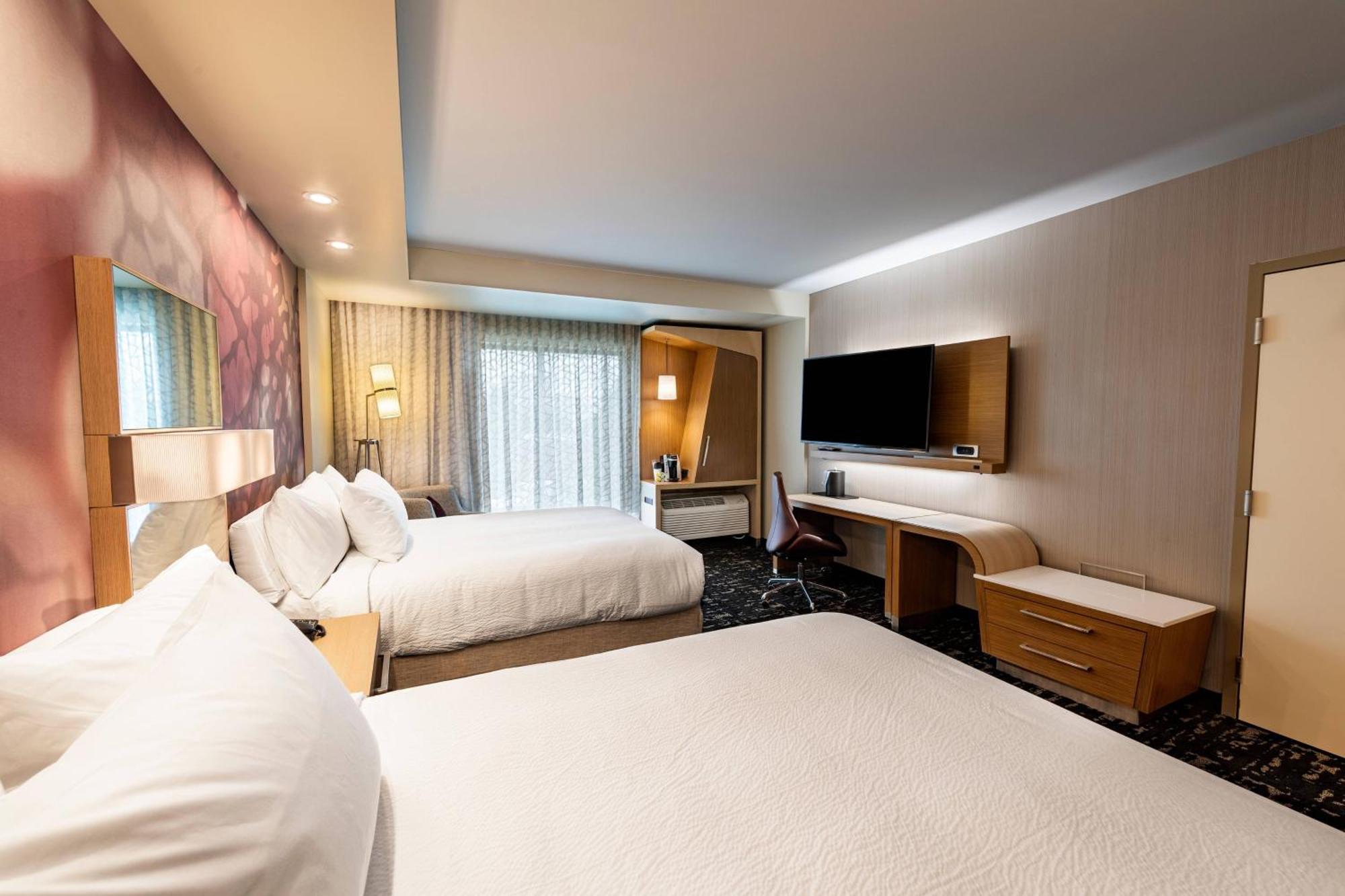 คอร์ตยาร์ด บาย แมริออท วินสตัน-ซาเลม ดาวน์ทาวน์ Hotel ภายนอก รูปภาพ